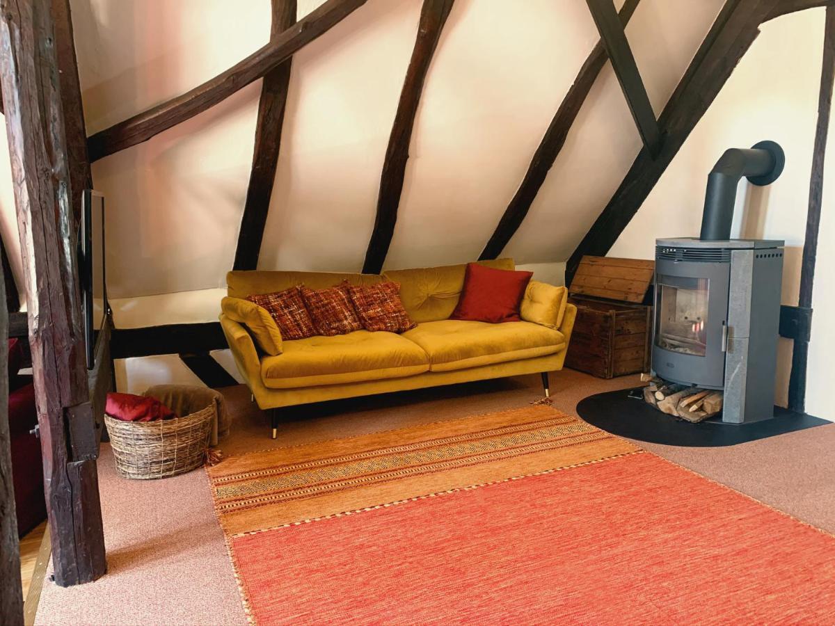 Historische Ferienwohnung Mit Kamin In Ліх Екстер'єр фото